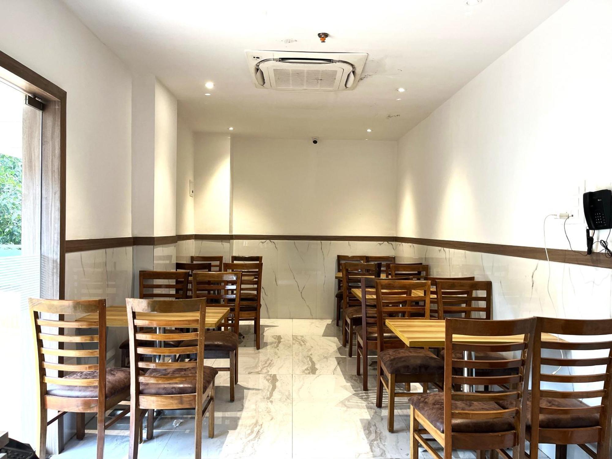 Glitz Hotels La Dahlia - Premium Thane Esterno foto